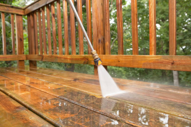 Best Commercial Pressure Washing  in El Valle De Arroyo Seco, NM